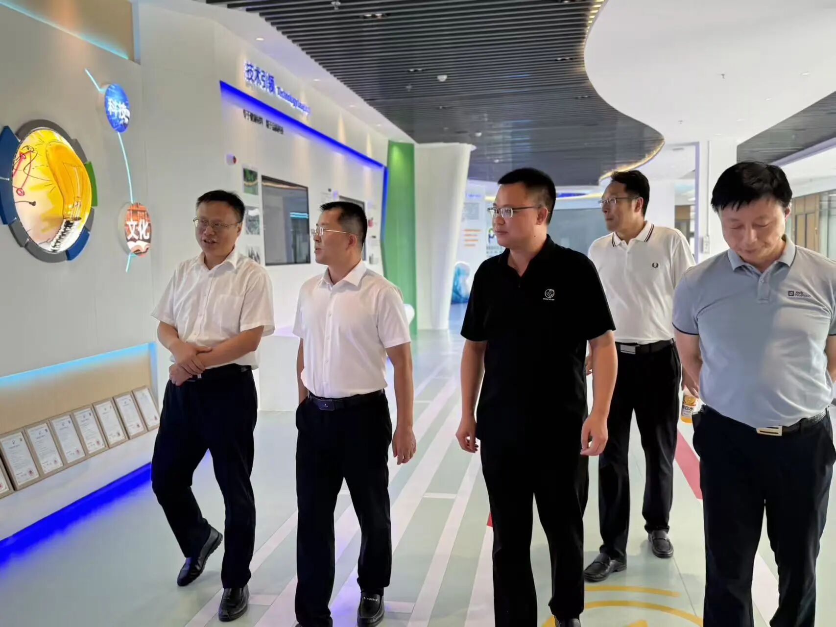 1765768459582439.jpg 微信图片_2025-12-15_111259_719.jpg